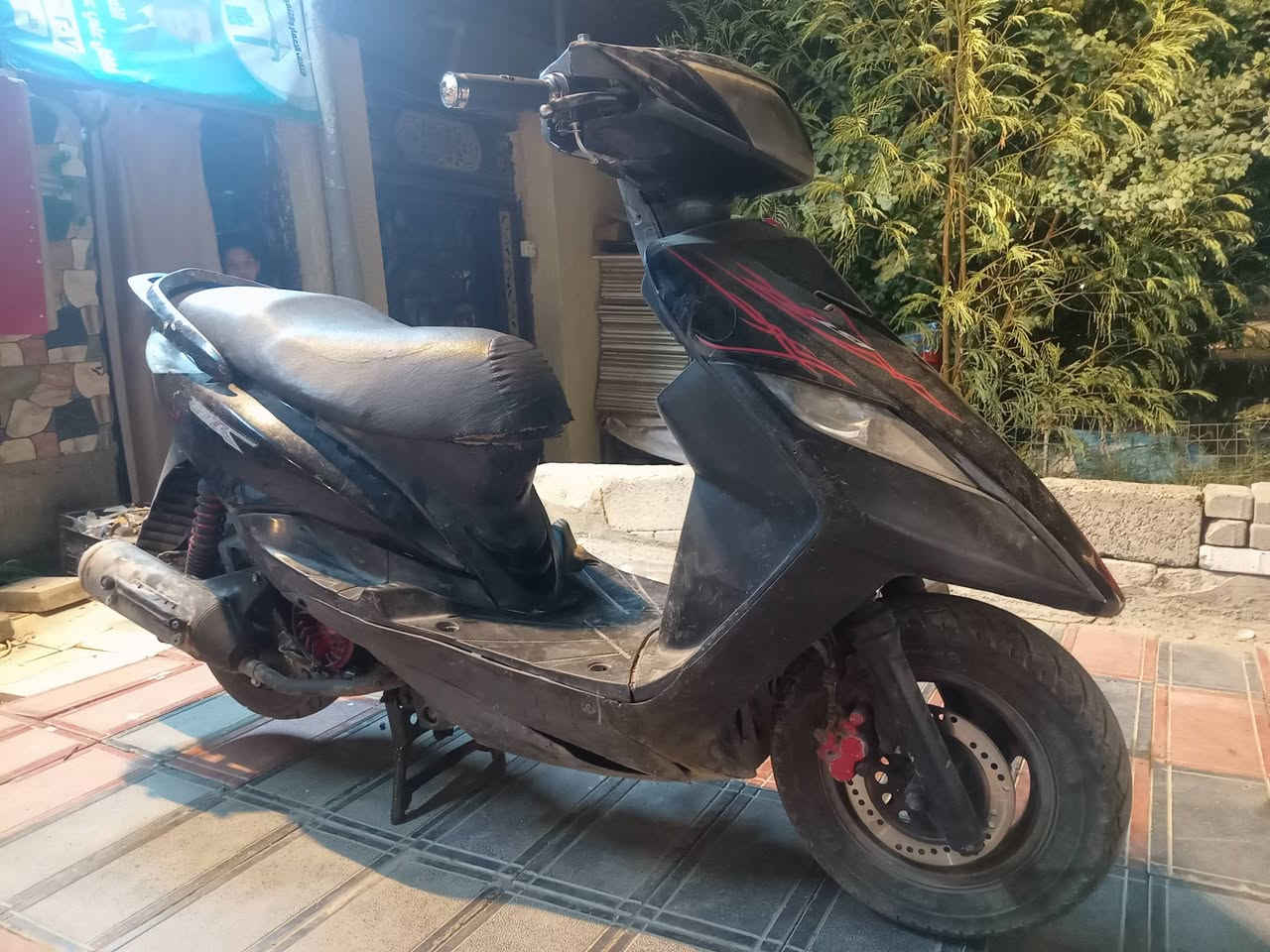 للبيع دراجه ماكس ثعلب مكينه لاطشه كوم حديد
السعر 225 وبيهه مجال مكلف بل نشر وهاذه رقم صاحب دراجه *********** عنوان بغداد

