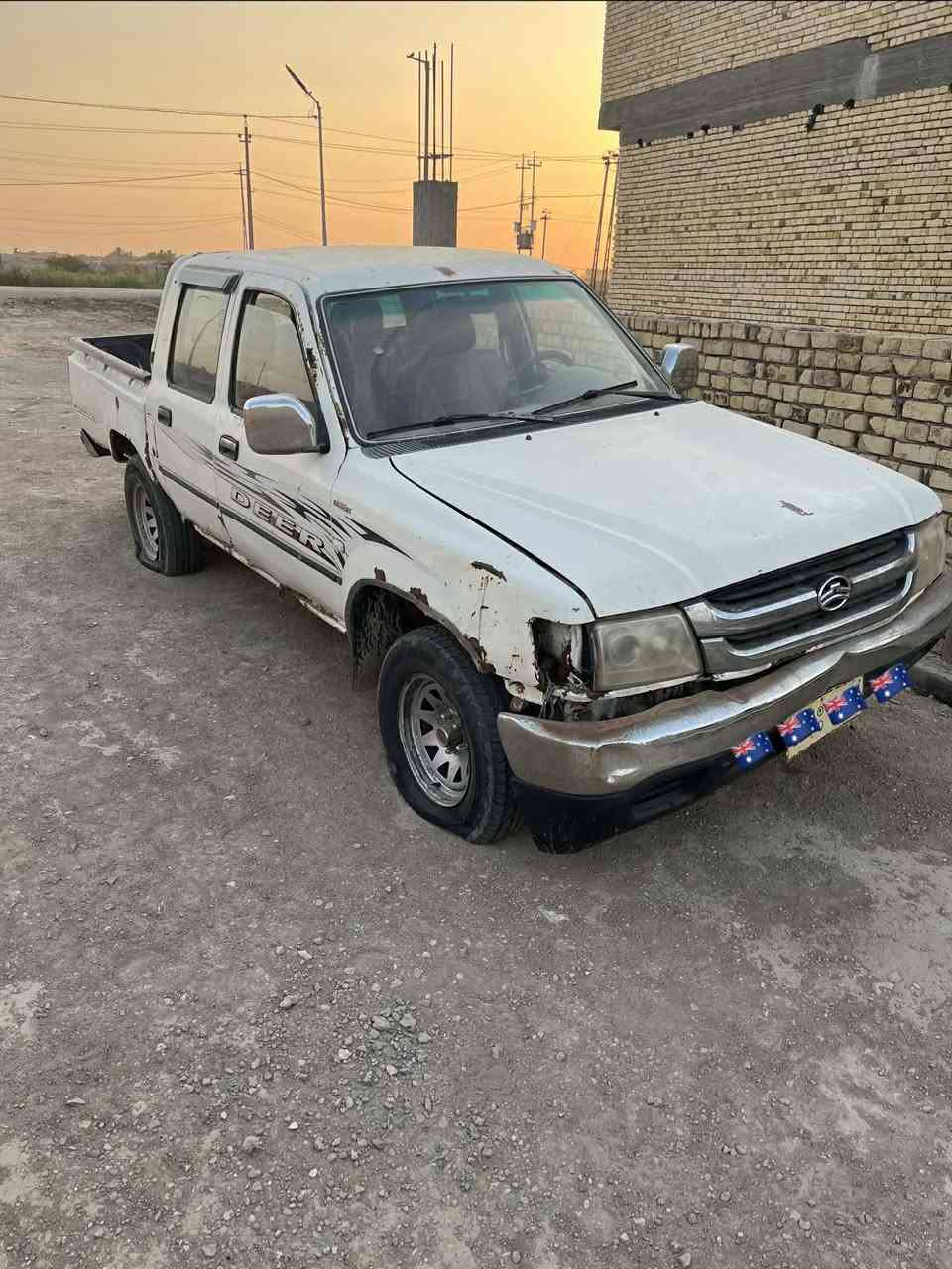 سلام عليكم دير مديل 8 رقم بغداد شغاله وجاهزة محرك ونجي تماتيك مااندل راعيها السعر 17وبيه مجال المكان السماوة الرميثه 
***********
