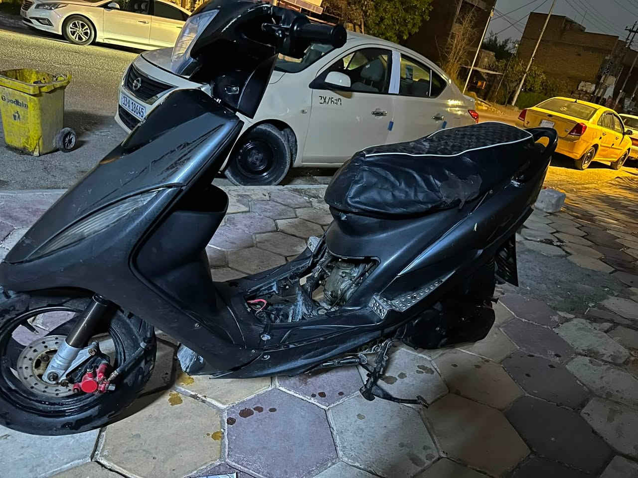 سلام عليكم ماكس عدله جاهزه للبيع مفتوحه فقط ولفات سعر ٣٧٥ مكاني ناصريه مركز
***********
