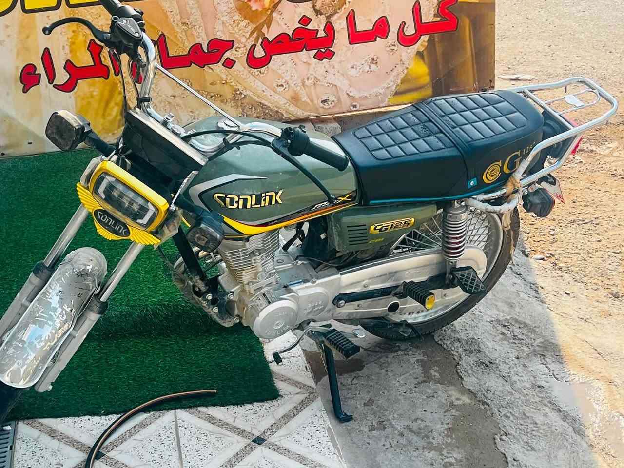 دراجة تايكر موديل 2025 للبيع 🔥🦅السلام عليكم شباب، للبيع دراجة إيراني نوع تايكر (Tiger) موديل 2025.الدراجة بحالة الوكالة (جديدة ومكفولة من كلشي):المحرك: كير ومحرك بحال زيرو ومكفول بشرط الفحص ⚙️الكهربائيات: شغال بالكامل (شاشة إلكترونية، لايتات، إشارات) 🔌الموقع:: ديالى بعقوبة السعر:خاص 🤝📞 للاستفسار والاتصال:*********** (أو راسلني خاص).
