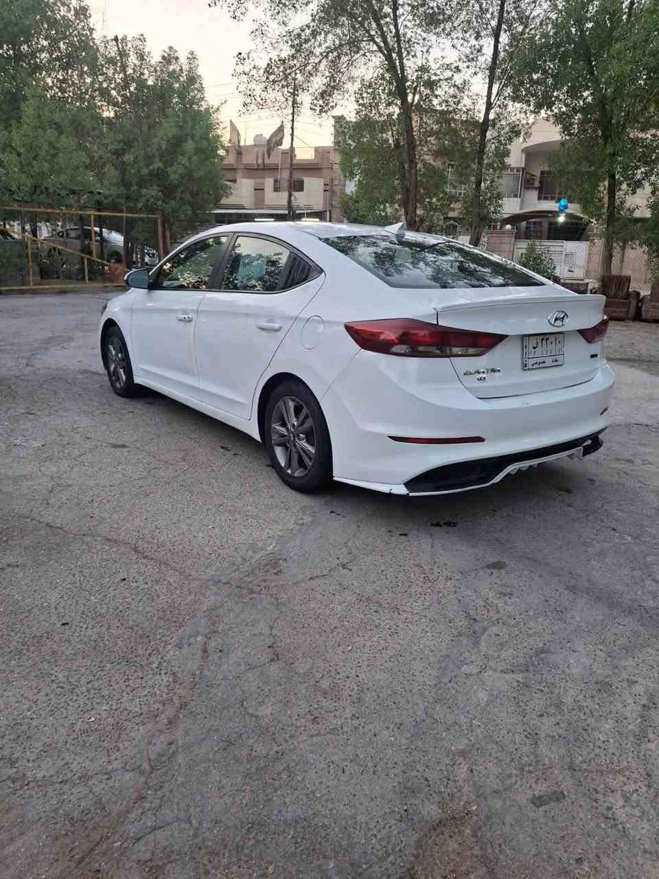 النتره موديل 2018
رقم بغداد 
حادث امريكه بس دعاميه 
بيه بالعراق بابين بارد وباب صبغ 
وبيه تكشير صبغ بالبنيد والبداية القماره 
مكان السياره بغداد تقاطع درويش 
سعر 110
***********
