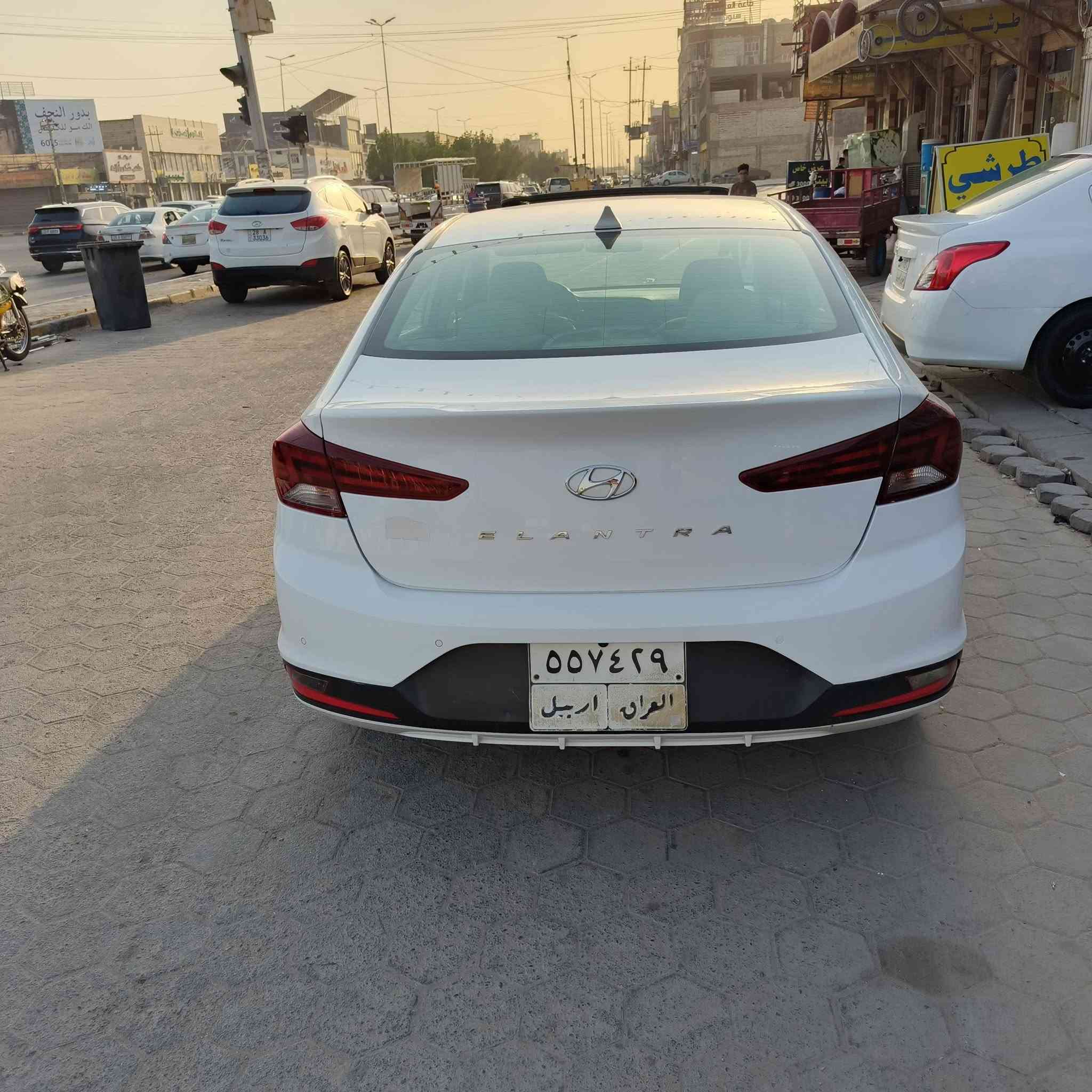 السلام عليكم النترا خليجي 2019
 مكفوله كفاله عامه من الصبغ والفتح
حساسات أمامي خلفي 
مري شفط
تبريد قطعتين
الساره فتحه
تبريد قطعتين امامي خلفي
شاشه كبيره كاربلي
ويل كب كروم حجم ١٧
لد أمامي خلفي.
محرك دوش ٢٠٠٠
كير بلادي ATM
ارضيه جلد قرميدي 
دوشمة قرميدي
سياره كفاله عامه
رقم اربيل
137 ورقه وبيها مجال
***********
العنوان النجف الأشرف 
اني مكلف بلنشر
