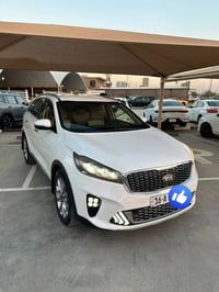 سورنتو موديل ١٩خليجي رقم قادسيه بسمي  بيهه باب مصبوغ أو مكانين بارد گد...