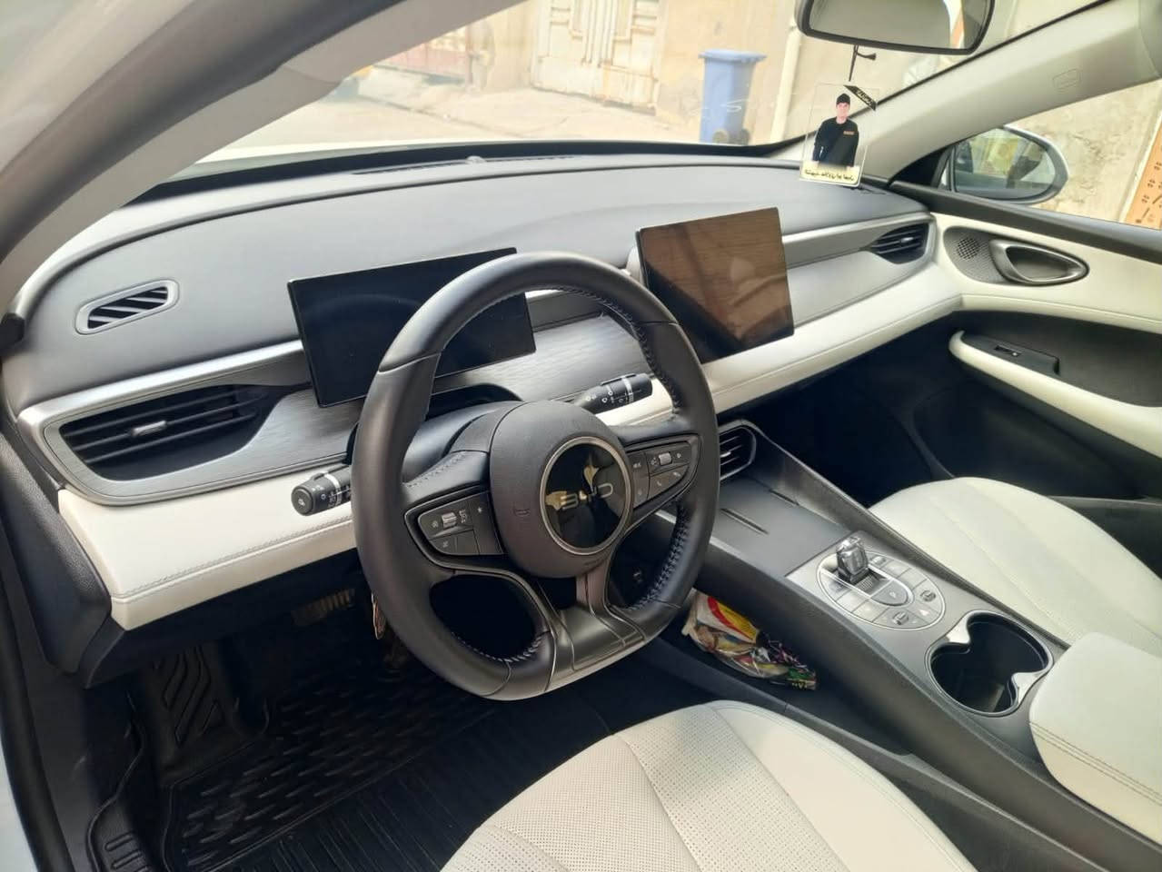 السلام عليكم
🚘 للبيع BYD SEAL 5 موديل 2025

التفاصيل:
- ستاندر - مواصفات معروفة
- ماشية: 19,800 كم وقابلة للزيادة
- كفالة عامة - السيارة بأسمي
- تحويل مباشر أو ثاني يوم
- السيارة نظيفة وعلى ايدي

السعر: 20 مليون دينار

للتواصل: ***********
ابو جنة - بغداد
