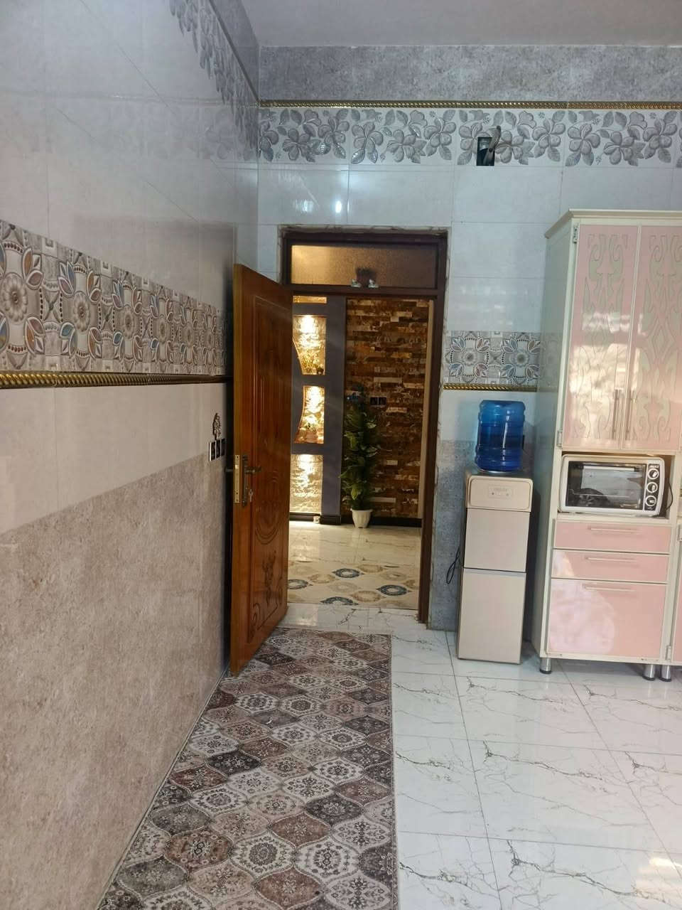 دار زراعي  للبيع مساحه ٣٥٠ متر فول مواصفات
المكان قرب علوة الغنم.
الاستفسار ***********
