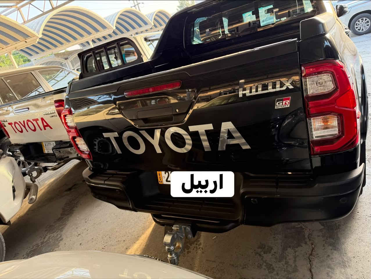 سلام عليكم هايلوكس حي أر 2023 مكفوله كفاله عامه رقم أربيل مغلفه ppf ماشيه ٩٠ الف حقيقي السياره على وضع الشركه تخم تاير فول مواصفات السعر ٣٩٨ وبيه مجال بيع أو مراوس ***********

نص مكتوب في الصور:
- أربيل 22
- اربیل
- اربيل
