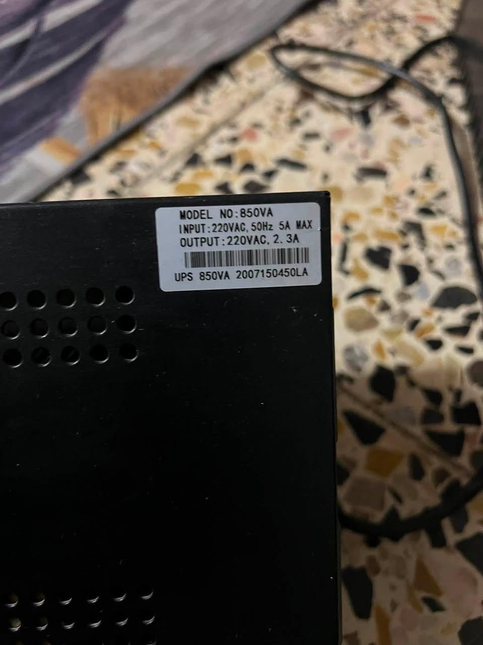 السلام عليكم 
عندي يوبي اسات 850va يحتاجلهن بس بطاريات الواحد ب15
وعندي ثنين يدات اصليات وحده ب20 ثنين ب35
وعندي العاب 3 ب35 
الرقم *********** 
مكان بغداد
