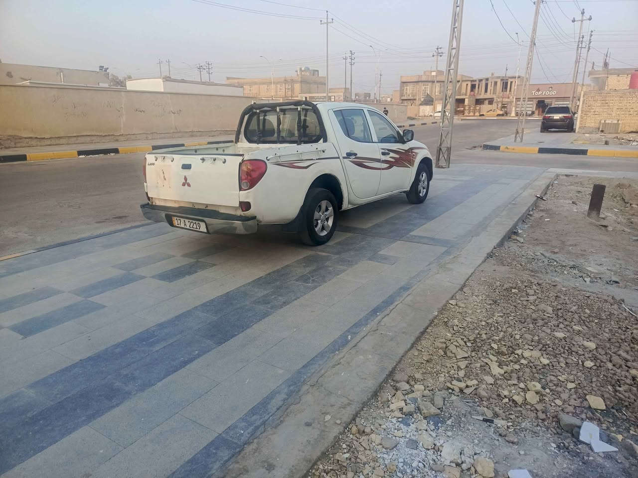 بيكم مستبوشي مديل 2007 سعر 73 وبيه مجال للاستفسار الاتصال ***********   كفاله عامه من  وضربه وتبديل بيه رشات قليل مواصفاته مري كهربائي   جام كهربائي   سنتر لوك  مكينه مكينه وكير مكفولات كير اتماتيك حداديه جديدهه تخم تاير جديد رقم نكليزي سنويه 2032  مشروع وطني سياره جديده وجاهزه وأي نقص مابيهه مكان سياره ذي قار ناصرية, ذي قار
