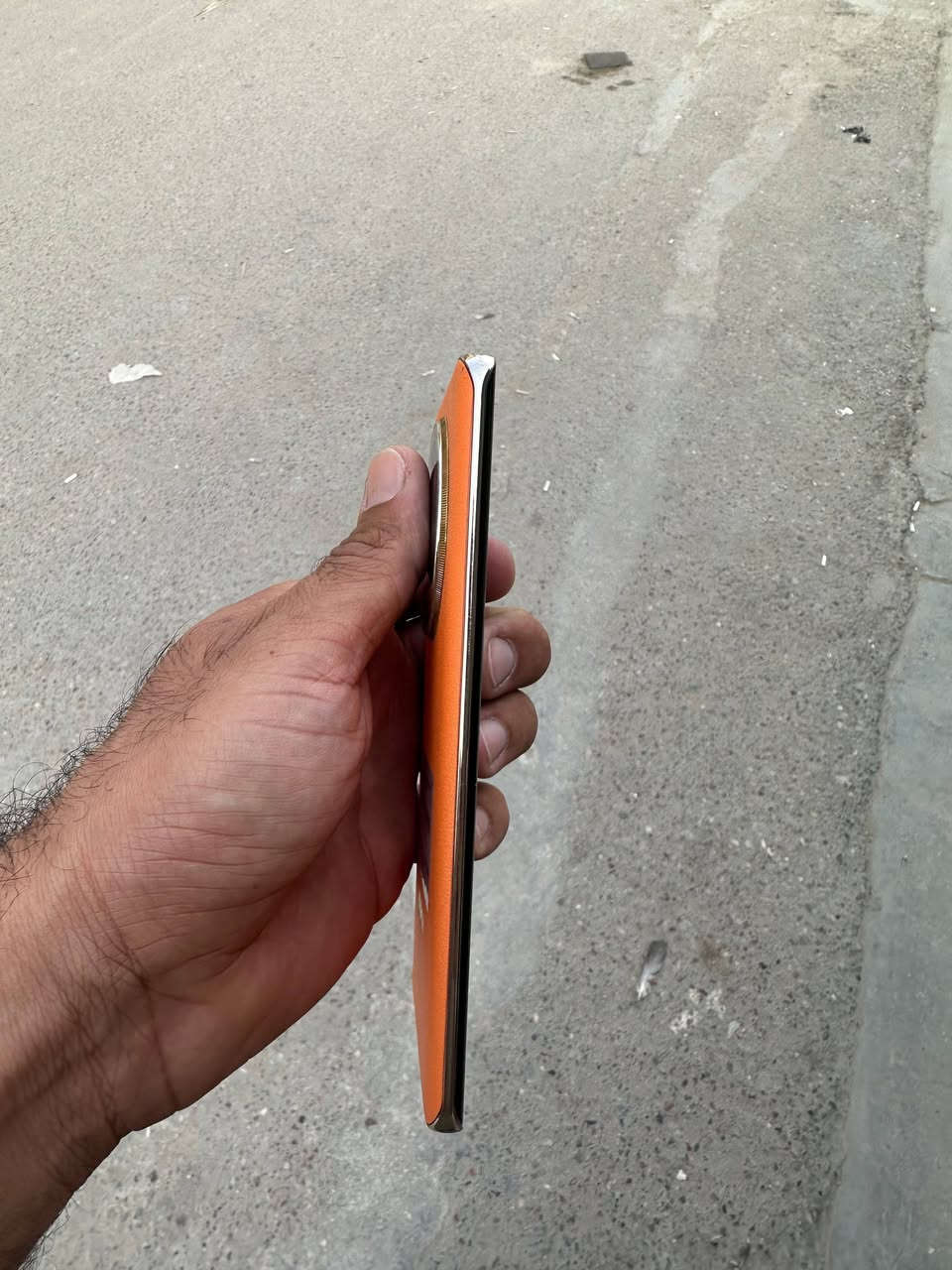 السلا م عليكم متاح هونر جهاز جديد استخدام قليل
غراضه بعدها جديده ما مستخدمة مكان بغداد ام الكبر والغزلان
***********
السعر 350 الف

نص مكتوب في الصور:
- حول الهاتف MagicOS اسم الجهاز HONOR X9c المعالج المركزي Snapdragon 6 Gen 1 ذاكرة الوصول العشوائي ٨,٠ غيغابايت ٨,٠+ غيغابايت Honor RAM Turbo شاشة بتقنية حماية البصر من Honor ٢٧٠٠ × ١٢٢٤ بطارية السيليكون والكربون mAh 6600 المساحة الفارغة ١٩٦,١٧ غيغابايت الإجمالي ٢٥٦ غيغابايت وحدة التخزين الداخلية