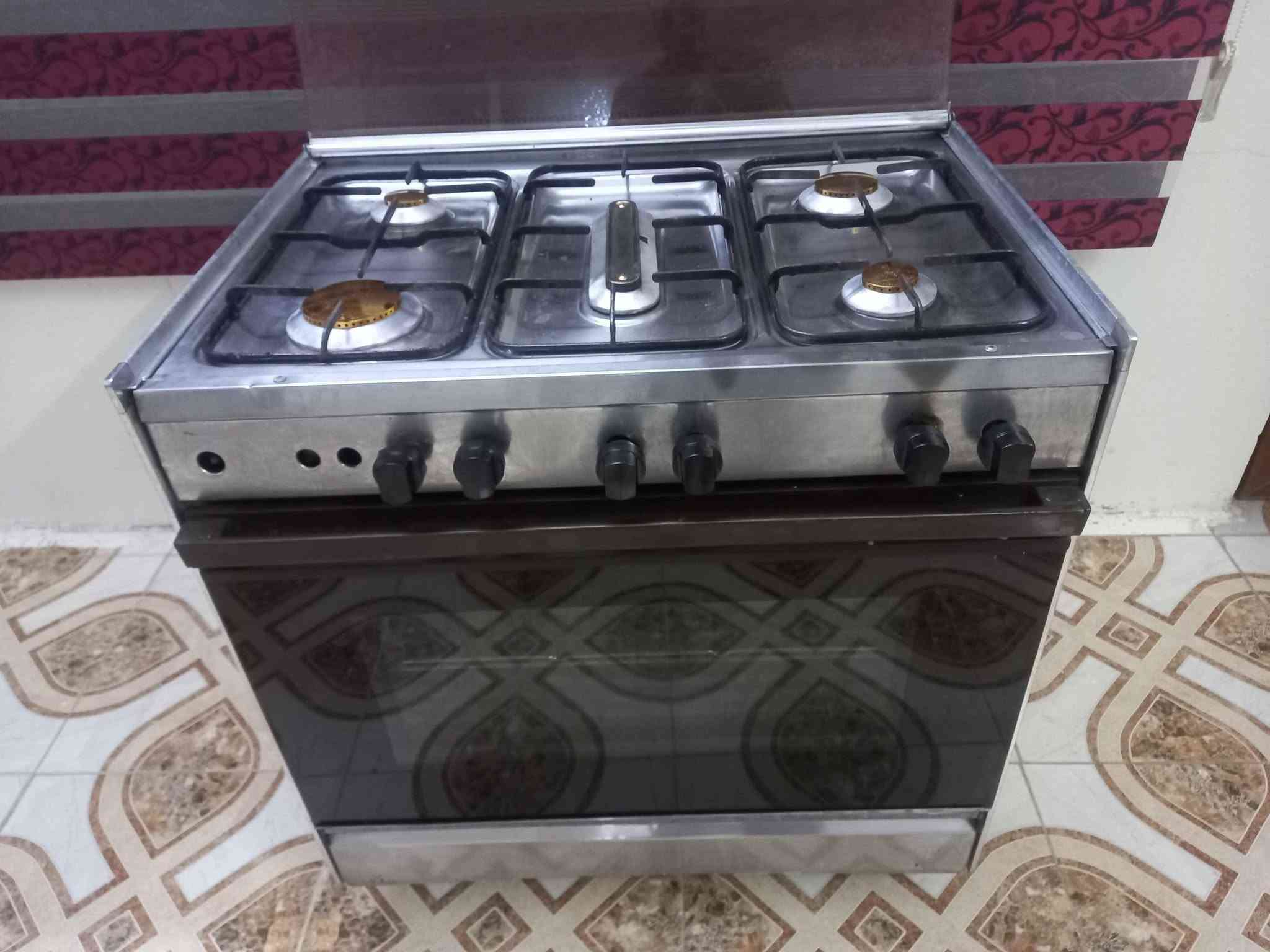 طباخ عشتار الاصلي للبيع شرط الشغل السعر ١٢٥ ألف العنوان موصل حي الصدام بعد السيطرة عالشارع العام طريق بعشيقه *********** *********** يوجد توصيل داخل الموصل موصل, نينوى
