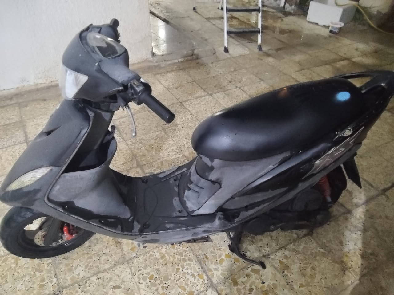 ماكس عدله صاريله يومين من طالعه واحتاجيت فلوس وردت ابيعها سعره مليون 150 عنواني عماره رقمي ***********8
