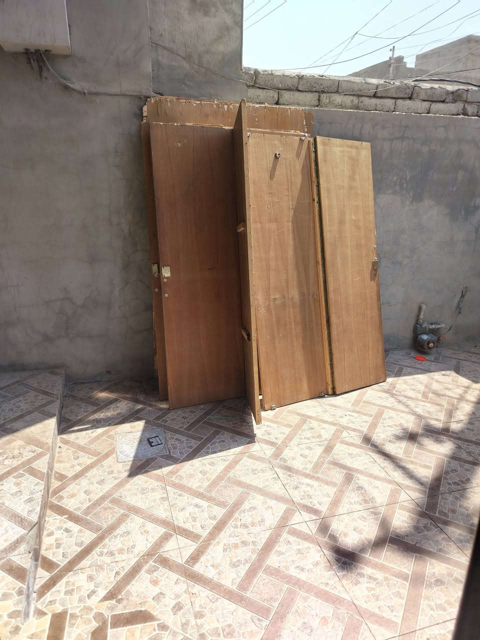 غرفة نوم للبيع كاملة صاج أصلي
كنتور ٥بوب ***********
