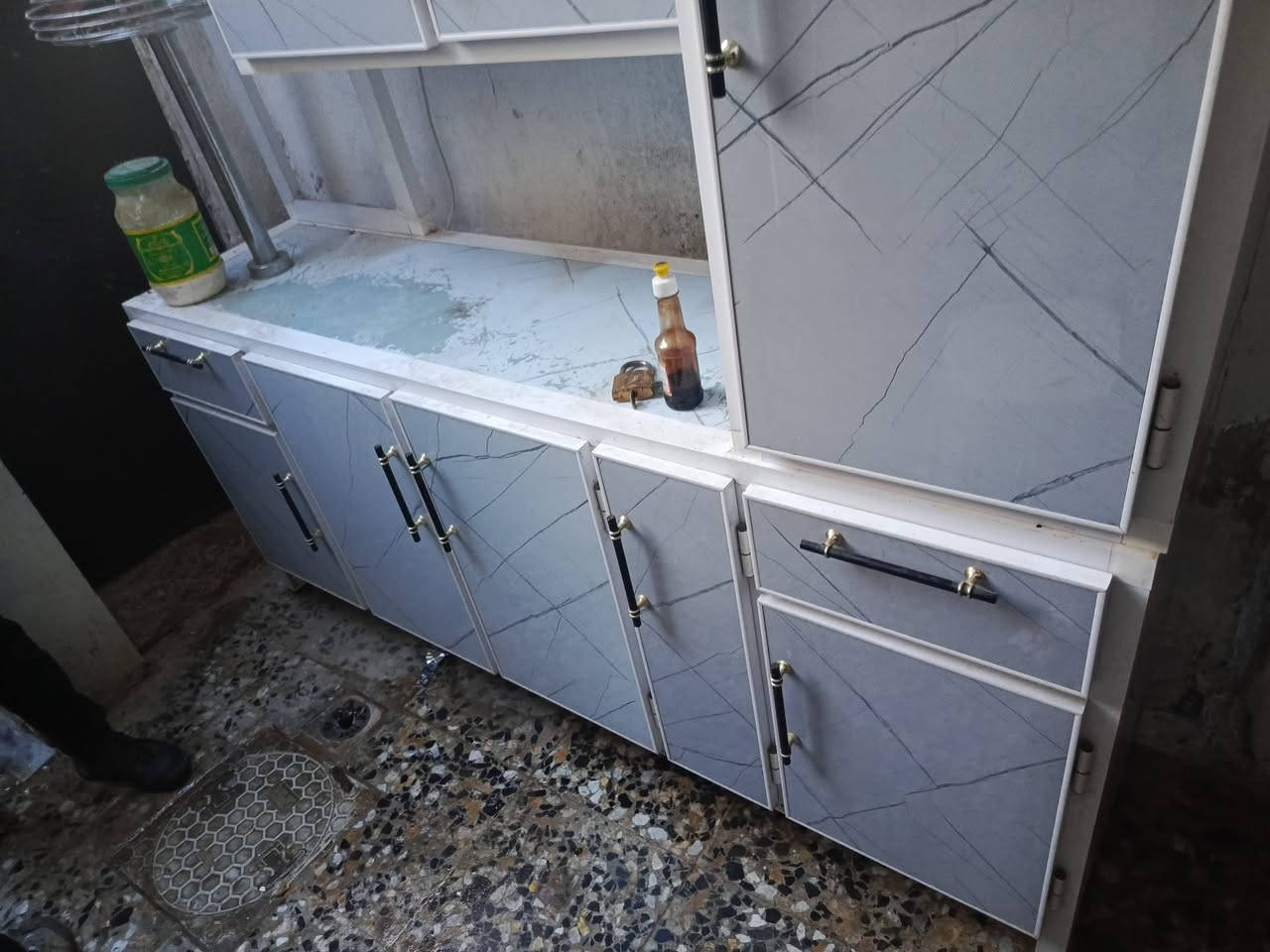 مستعجل • للبيع • قطاع 8