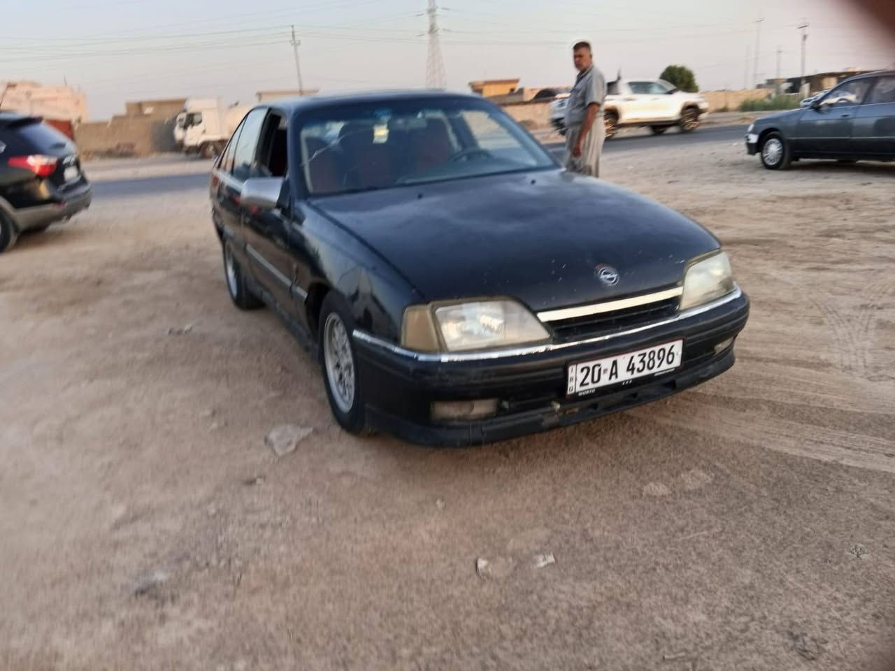 السلام عليكم ورحمه الله وبركاته عندي سياره نوع اوبل اوميكا موديل 93 رقم ديالى انكليزي شرط التحويل سنويه جديده لل 30 كير محرك وصدر شرط سياره بلاديه قطرت صبغ مابيه كير عادي محرك 2000 السعر 23 وبيه مجال قليل وإذا اكو مراوس حسب القناعه مكان السياره ديالى خاص بني سعد أو هذا رقمي بي واتساب ملاحظه ماعندي ماسنجر بس واتساب ***********
