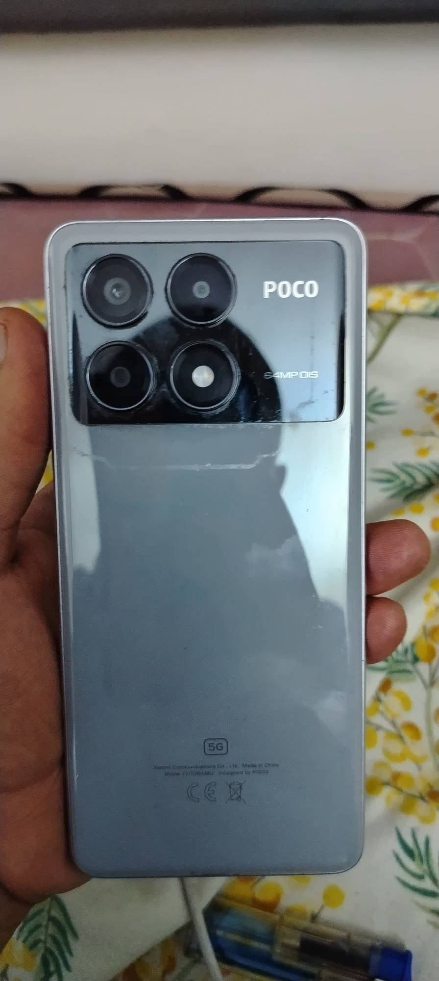 السلام عليكم بوكو x6pro 5g للبيع جهاز نضيف فقط طبع الكفر ممصلح ذاكره 512  للبيع ب330.000 وبي مجال مكاني ساحه عدن طوبجي
***********
السلام عليكم بوكو x6pro 5g للبيع جهاز نضيف فقط طبع الكفر ممصلح ذاكره 512  للبيع ب330.000 وبي مجال مكاني ساحه عدن طوبجي
