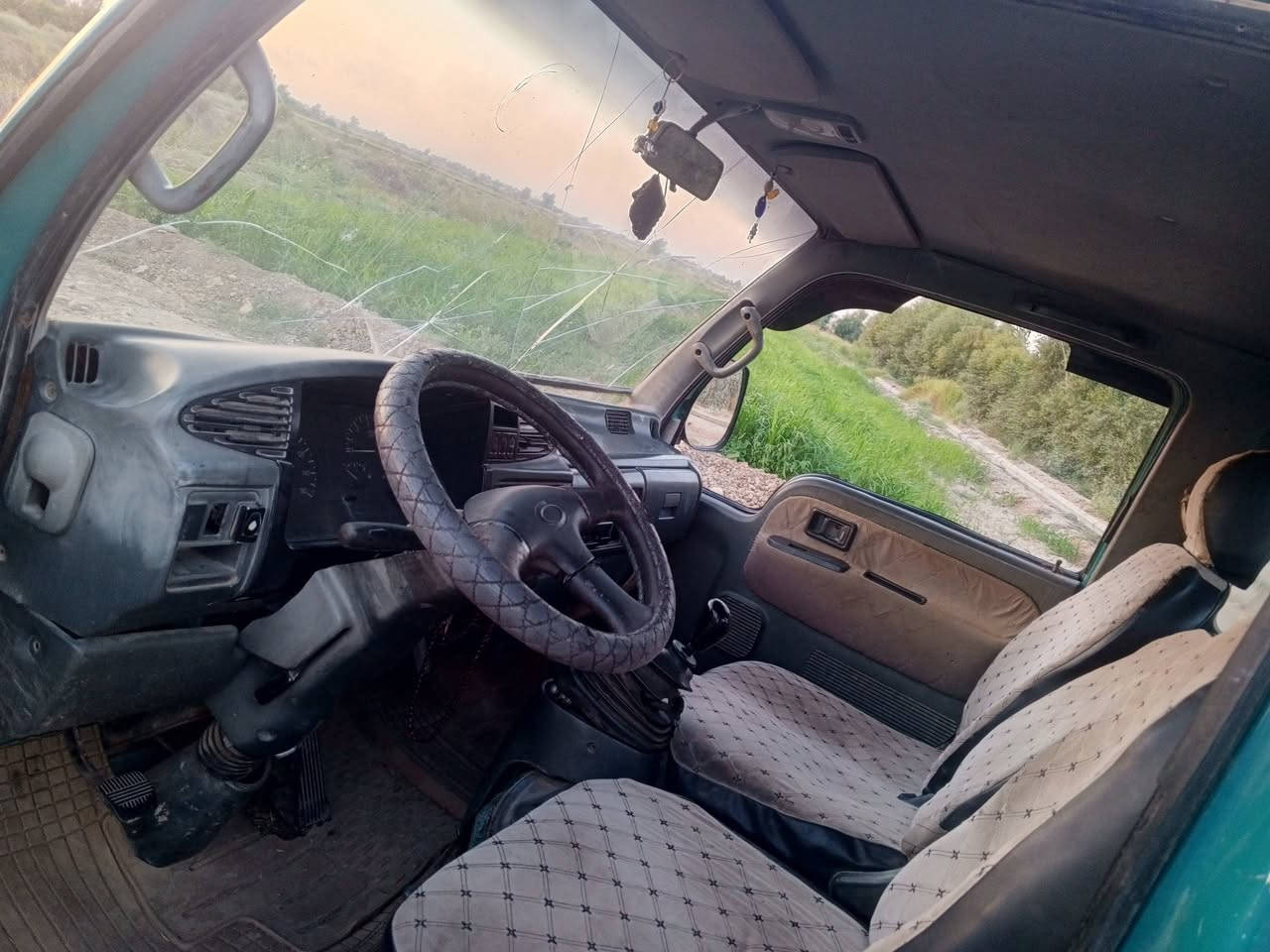 سلام عليكم كيا سا مسوك للبيع موديل 2000 كير جديد ومحرك بيه خيط بخار 
وكسل وشاصي كله مكفولات 
رقم بغداد ألماني 
تحويل ثاني يوم 
والسعر 33وبيه مجال 
مكلف بل نشر 
واذا رقم صاحب 
سياره 
***********
