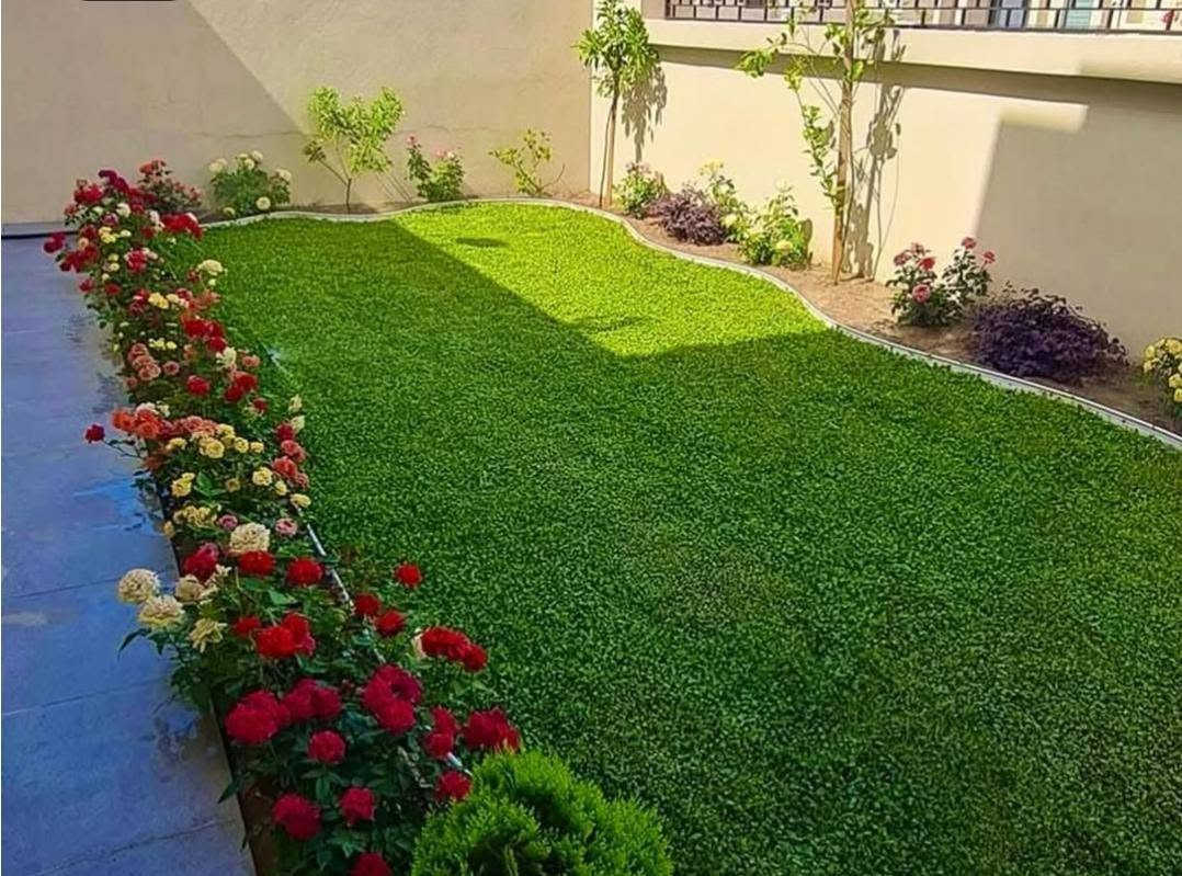 عندك حديقه نشتغله لك بتصميم جميل وزراعه
الاستفسار ***********

او مراسلة الصفحه
