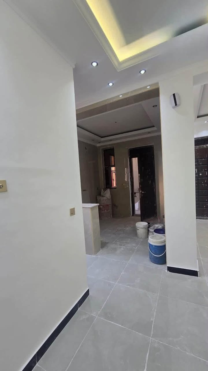 للإيجار شقق مودرن بالسيدية

طابق اول وطابق ثاني 

كل شقة تحتوي على غرفتين نوم واستقبال ومطبخ وخدمات ( مدخلين الشقه)

للاستفسار  او الاتصال ارام للاستثمار والتطوير العقاري 

***********
