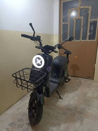 موطور شحن R9 • فول مواصفات • بطاريات نصف عمر
