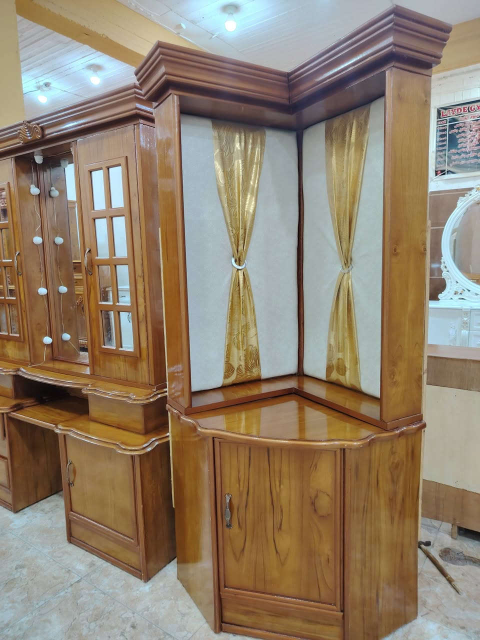 السلام عليكم الغرفة نجاره صاج موديل مسرح ضهر جرجوبة سعر مليون ١٠٠ ***********
