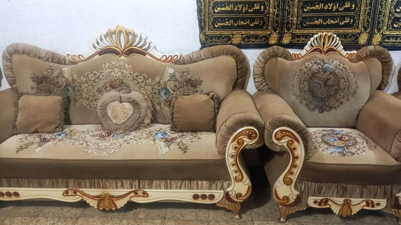 السلام عليكم تخم للبيع تفصال بلوك اسود تكمه ثقيل فصلته بمليون  السعر550 وبي مجال الاستفسار الاتصال ***********
