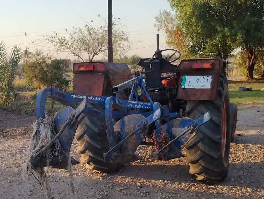 السلام عليكم مكينه عنتر موديل 90رقم بابل مداور مباشر معه فدان مكينه جديده كهربائية جاهزه كير جديد جهاز رفع شغال سعر 6250وبيهه مجال بصيط تصال مكان الحمزه الغربي ***********
