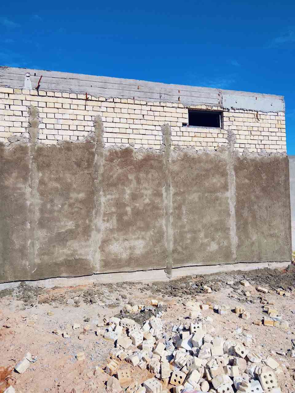السلام عليكم لباخ شغل درجة اولى شرط اسمنت وجص تكنيد مصاطر كبان تريد بل يوميه تريد مكطوعه اسعار مناسبة مكان الحمزه الشرقي الاتصال *********** متواجد عل نت

