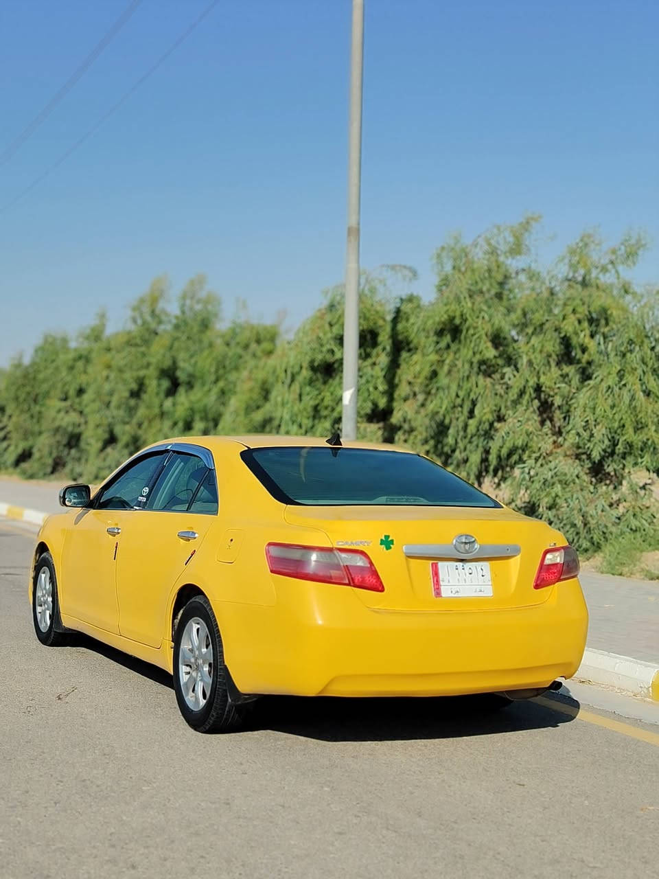 السلام عليكم تيوتا كامري للبيع 2009 مكينه 2400 سياره خير من الله كير مكينه كفاله تبريد شغال عوزها شوي تلكيط بلصدر الباقي كفاله ضربتها جاملغ الايمن رقمها بغداد تحويل مباشر مكانها واسط قضاء بدره السعر اتصل على الرقم ***********
