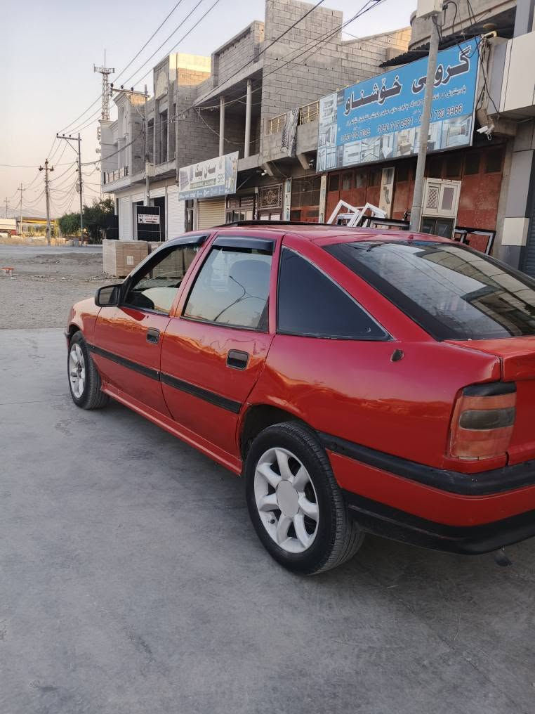 سةرةتا بةناوي خوداي گةورة ئةو فيكتراية بؤ فرؤشتنة مةكينة 20 گير و مةكينة بةشةرتة مووس و براوة بةشةرتة سةيارةكة زؤر خاوينة مالي دؤستة هةتابلي خاوين ماوةتةوة سةيارةكة حلوجة 
4تايةي لؤكي لة شيرداية ياني سةياريكي بيي خةيبة مالي خزمة سحري 12 وةرةقة و مةجاليكي كةمي برايانة شوين حاجياوا *********** رانية, السليمانية
