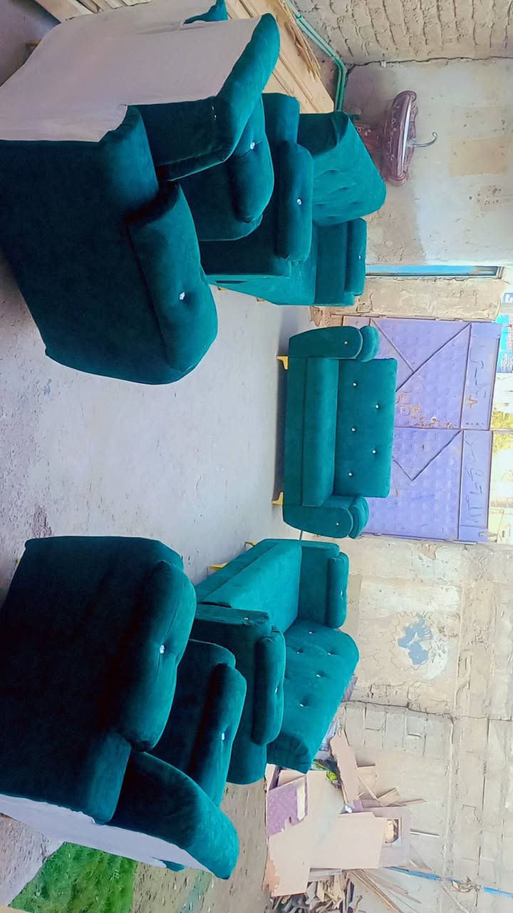 تصليح القنفات إعادة دوشمة
الصور / قبل العمل / وبعد العمل 
تواصل واتساب 
***********
