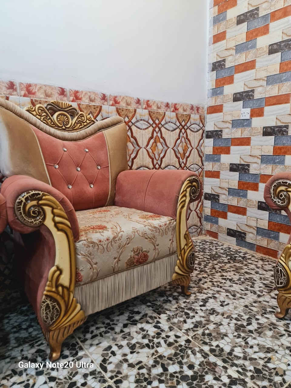 سلام عليكم  تخم ملكي👑 عشر مقاعد متكون من 5قطع تخم جديد مستخدم قليل سفنج ضغط عالي كل ضررمابي جديد مستخدم قليل👍 تخم تزكام احطاطه ثقيل ويا كوشات  تخم زلغ مابي
________________________________________________
مكاني بغداد الحسينيه المعامل  ((سسعره ))   [600 ] ويا توصيل بي مجال الشراي قليل  الشراي يجي خاص او وتساب ***********
سلام عليكم  تخم ملكي👑 عشر مقاعد متكون من 5قطع تخم جديد مستخدم قليل سفنج ضغط عالي كل ضررمابي جديد مستخدم قليل👍 تخم تزكام احطاطه ثقيل ويا كوشات  تخم زلغ مابي

نص مكتوب في الصور:
- Galaxy Note20 Ultra