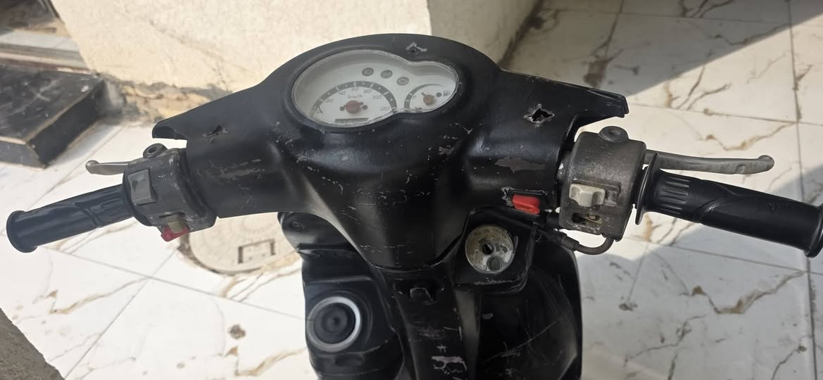 سلام عليكم فله للبيع مكفوله العنوان قطاع 30 ***********

