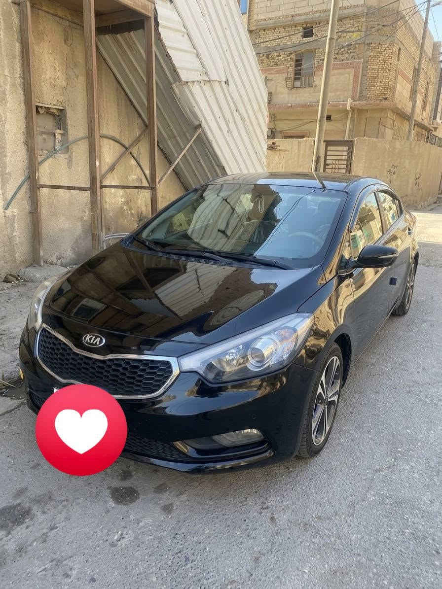 سلام عليكم فورتي وارد امريكي ٢٠١٥ كفاله طابه سرقه دعاميه خلفيه وبكلايتات خلفيه سياره خير من الله كير مكينه حداديه تخم تاير تبريد تدفئه سنويه ورقم جديد السياره رايدها ١٠٥ وبيها مجال حك الجية العنوان البصره العاليه الرقم ***********
