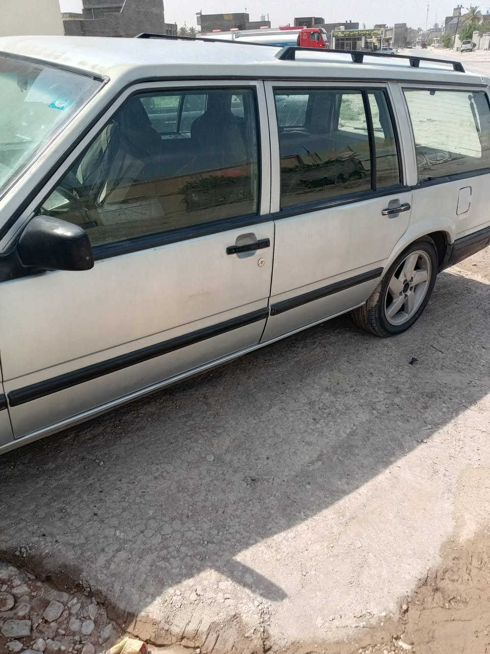 للبيع موديل 1992 محور كير ومكينة بطة جدد قبل 3 اشهر مكفولة من الضربة والكص والعيب الشرعي جاهزة كهربائيات تخم تاير حدادية متصرف عليها مال جناي باسمي شخصيا تحويل ثاني يوم السنوية ل2030 
شراي اتصل وتدلل على الرقم ***********

نص مكتوب في الصور:
- اتحادفولفو العراق ir.... السياره لاضربه لاخياس كهربائيات كلها شفاله رقم كركوك باسمي مشروع وطني السنويه لغايه 2030 الاتصال على الرقم. *********** العنوان بابل مقتدى الدعمي في شارع المدينة -ال.... وقيلم