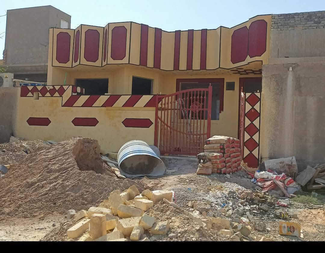 السلام عليكم 
..مستعد لاستلام كافة أعمال اللبخ، النثر، وتطبيك السيراميك (جدران وأرضيات) للمنازل، البنايات، والترميمات في الكوت ومحافظة واسط. 
الاتصال على الرقم *********** وبخدمتكم 
@إشارة
