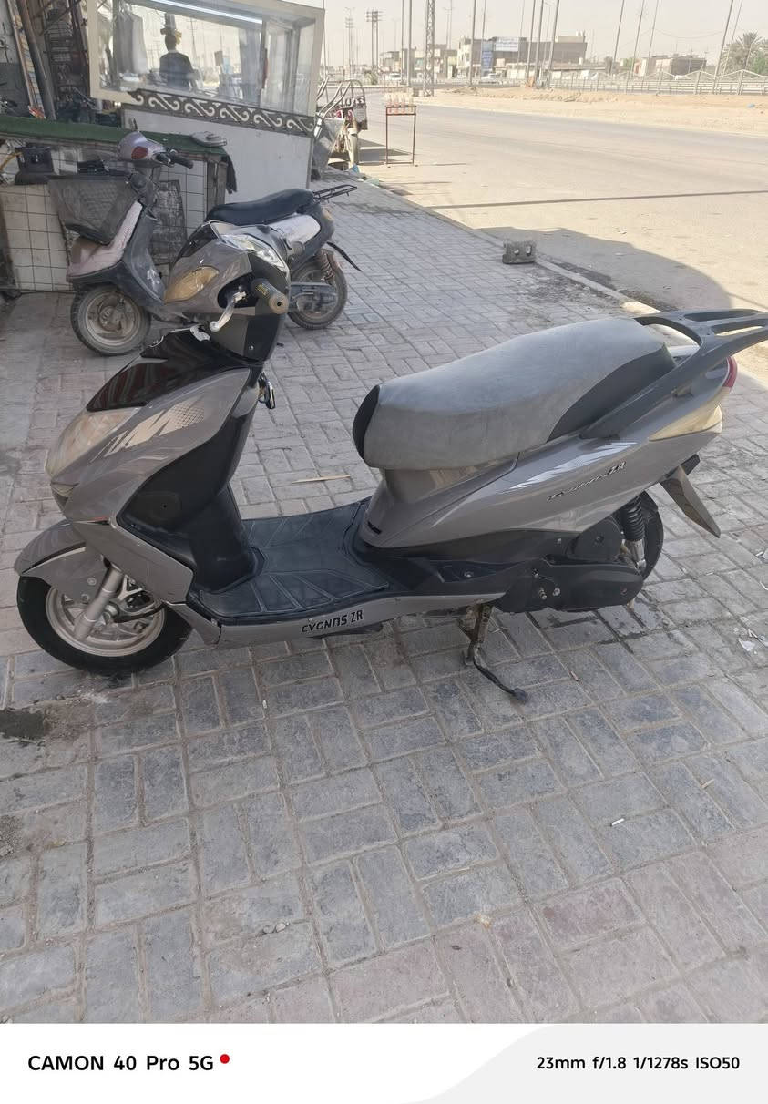 دراجه سكنس موديل 2024صيني وصل المعرض موجود سعر500وبيه مجال دراجه مفتوحه كهربائيات شغاله مكاني كربلاء الشبانات الحولي 100رقم التواصل ***********واتساب
