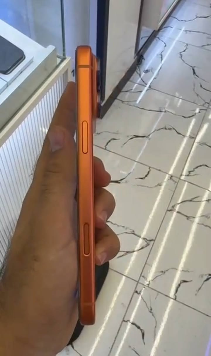 للبيع iPhone 17 Pro Max
🟠 اللون: برتقالي
💾 الذاكرة: 512GB
🔋 البطارية: 92%
🔧 حالة الجهاز:
✨ نظافة 100% وبدون أي شخط
🔹 الجهاز وكالة (لا مفتوح ولا مصلح - ووتر بروف)
🛡️ كفالة عامة شاملة
🎁 الهدايا والملحقات:
➕ واير شحن
➕ لزقة كاميرات
➕ لزقة شاشة
➕ كفر حماية
💰 السعر: 1,700,000 دينار عراقي
📍 الموقع: بغداد – الحرية
🔍 شرط الفحص قبل الاستلام
📞 للتواصل: ***********
