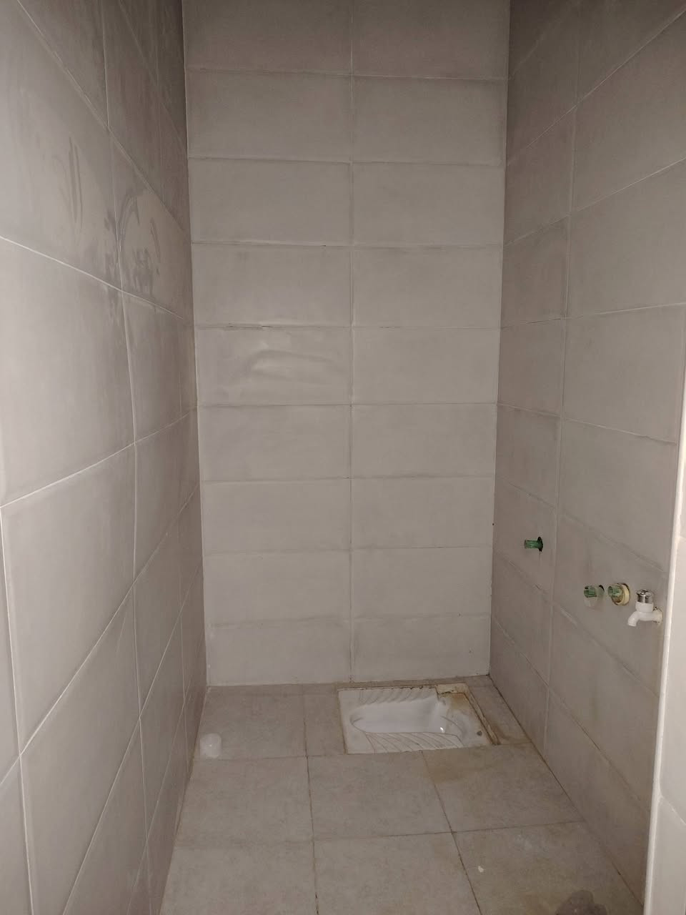 #بيت ١٠٠ متر نضيف حي الميلاد الحولي عمود ١٣٧ طريق الجنة وتدخل الفرع منطقة ال٤٤ الف منطقة هدوء
#تفاصيل البيت طابق واحد عكادة نضيف
غرقة وصالة ومطبخ و استقبال وتخاريج ومخزن طابق ثاني سيراميك وكاشي نضيف 
اكو صور وفيديو موجود للبيت
#سعر البيت ٧٥ مليون وبيه مجال
#سند طابو صرف وكالة بغداد اضبارة أصلية 
#للاستفسار الاتصال او المراسلة مكتب المظفر للوساطة العقارية 
***********
***********
***********
#عنوان المكتب النجف حي الميلاد الحولي عمود رقم واحد
#شعدكم عروض بيع وشراء المكتب في خدمتكم
