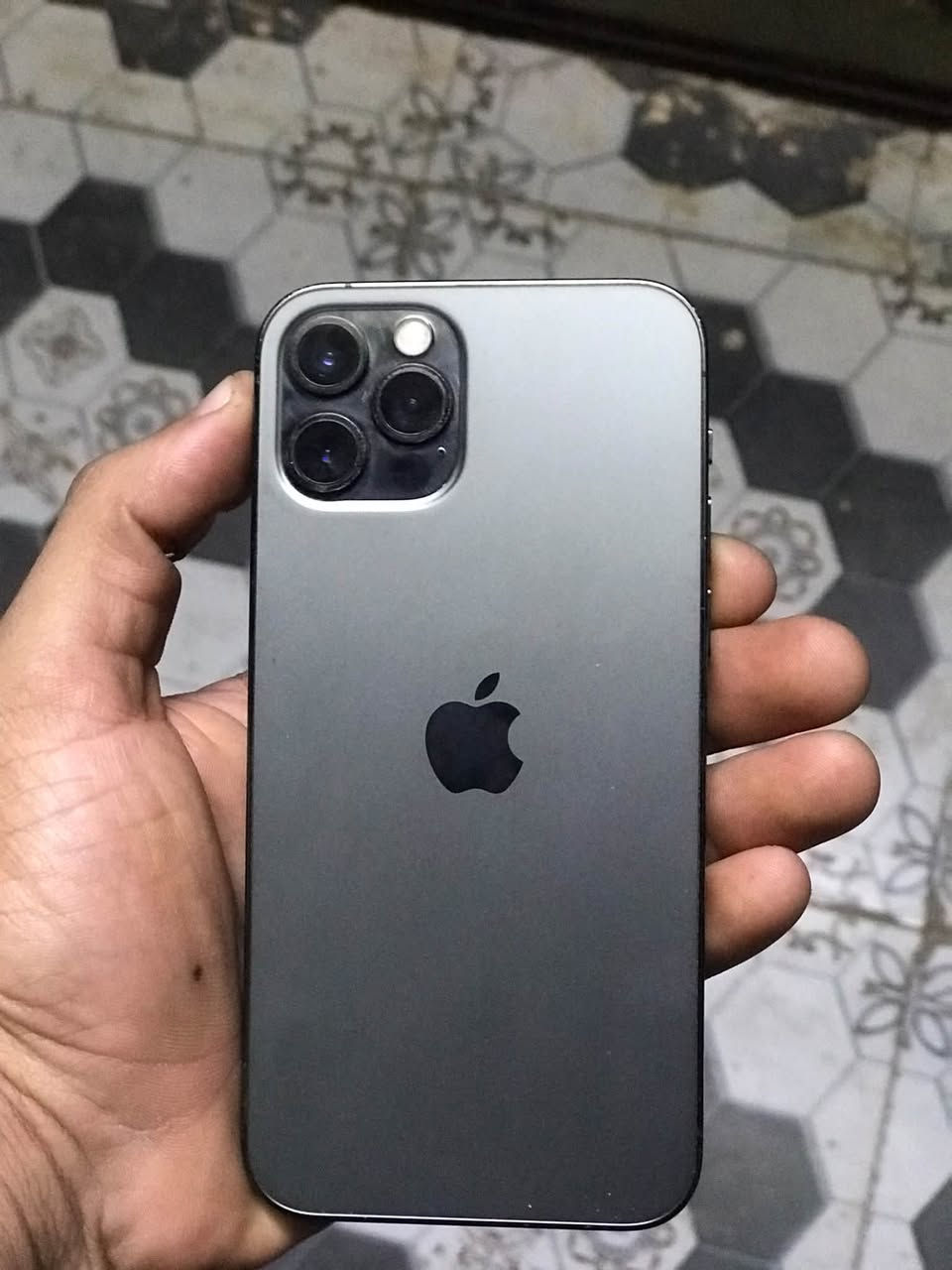 ايفون ١٢ برو • ١٢٨ • شاشة وبطارية مبدلة