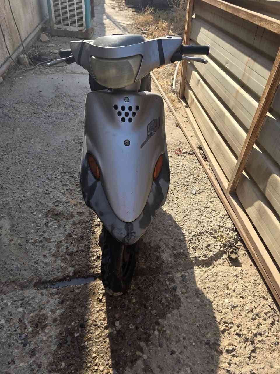 للبيع السعر ٢٥٠ وبيها مجال قليل كلش ***********
دراجه ياماها ٩ أزروف أوراق اوراق  دراجه شغاله نكره بكول وقت بيها صوت كلش خفيف بالاكسن ومكينه ناعمه كلش  وكشن عوزه دوشمه دراجه ع حجي الي شتريتها منه ما مفتوحه يحلف اني ابيع هيج تجي تكلب وشوف بعينك عدك مصلح جيب وياك لان ابيع كوم حديد
