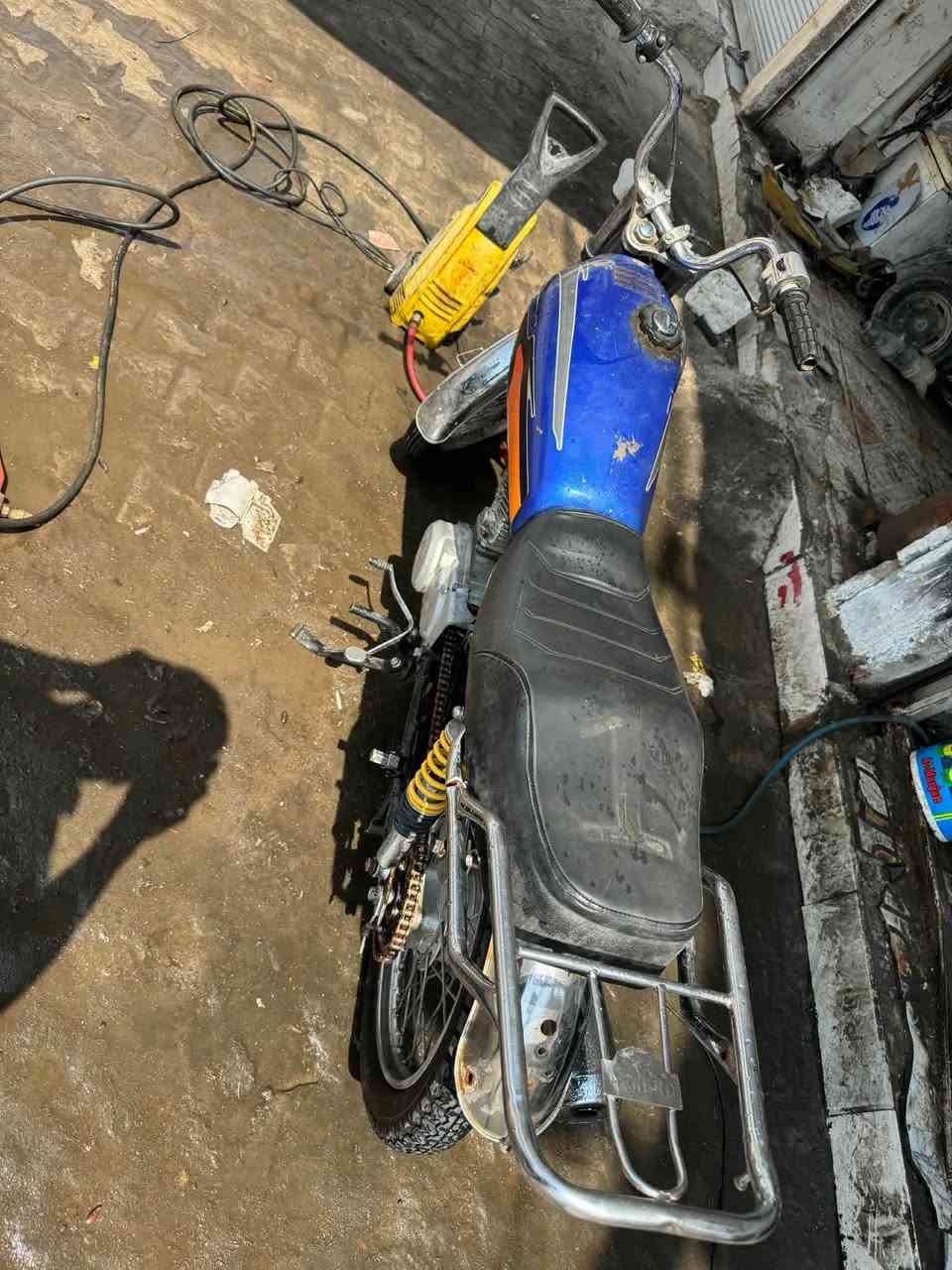 دراجه اربعه كير للبيع نضيفه بَـßÃŠـسّ مبدل بيها ولفات 250
