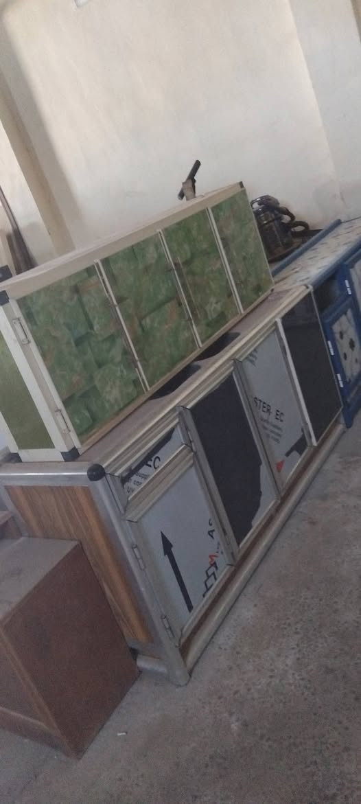 معرض ومزاد اثاث جديد ومستخدم ..الخالص .عرب شوكه
جملونات مقابل البانزين خانه 
بأسعار كلش مناسبه 
للاستفسار اكثر الاتصال او مراسله واتي اب
ع***********
