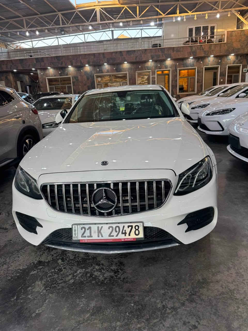 مارسدس 2018 E300 فول مواصفات رقم سليمانيه باسمي مكاني بغداد السيديه بيع نقد او اقساط حسب الاتفاق للاستفسار ***********

