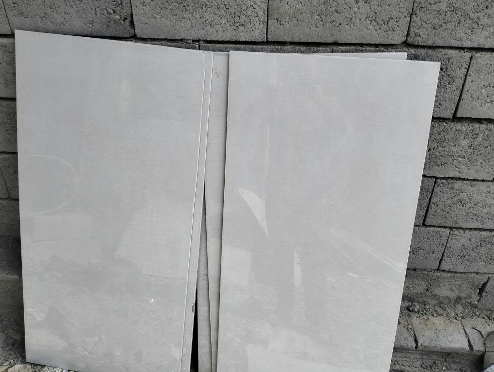 سیرامیک للییع 60*120 متفرخ
***********
*********** كركوك, العراق
