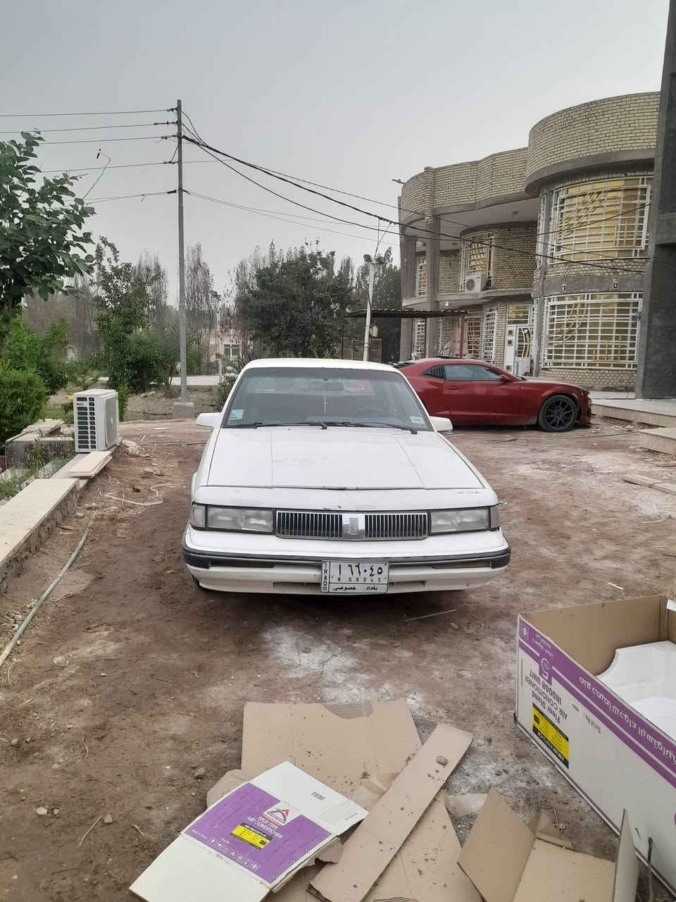اولدز للبيع موديل ١٩٩٠ رقم بغداد بسمي سياره مصبوغه كلهامحرك وكير جيد تبريد شغال سنتر لوك سنويه ساقطه المكان بابل المسيب السعر ٣٥ ورقه  لتواصل الاتصال ***********
