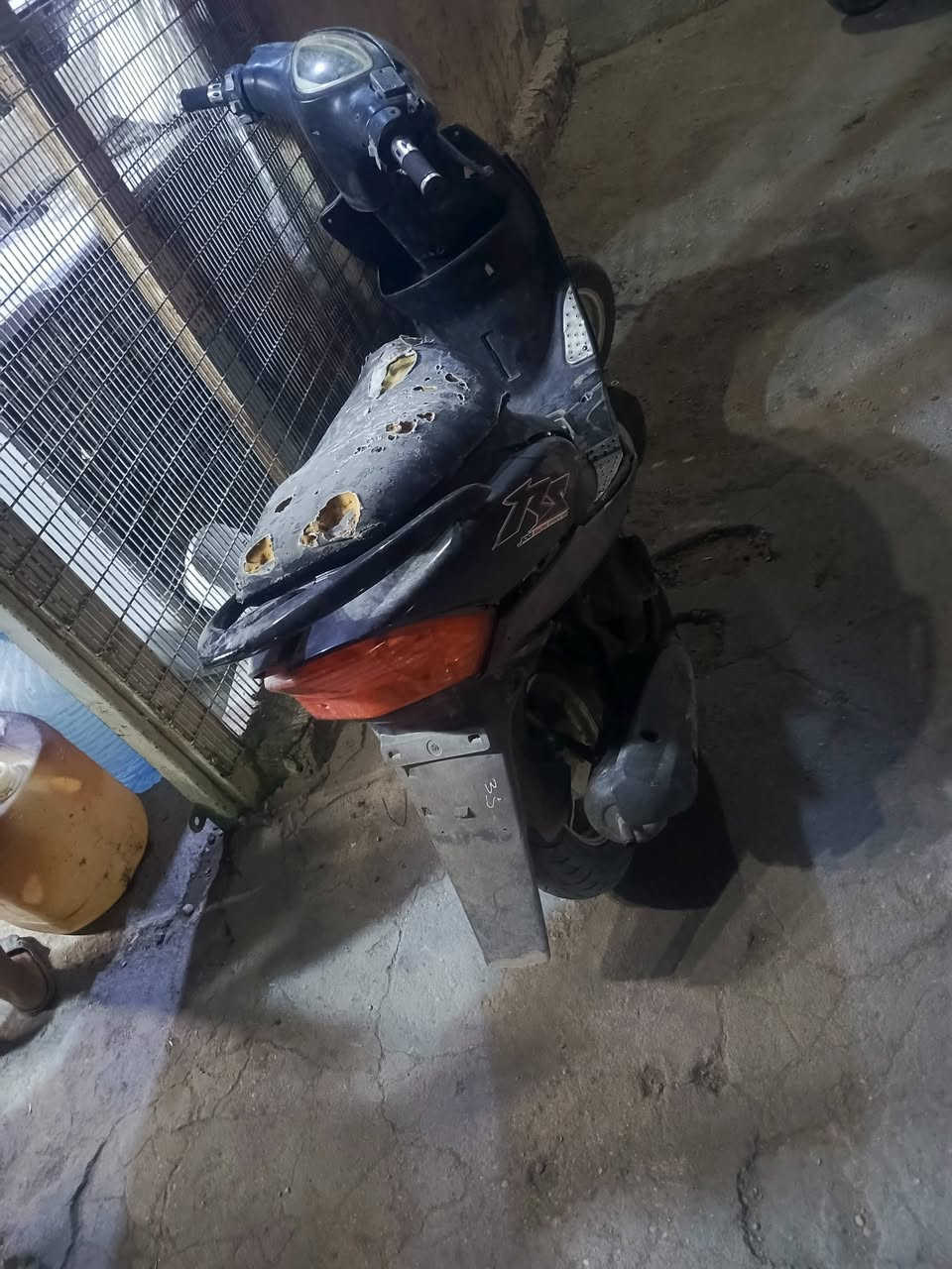 ماكس عدلة • ١٥٠ • سلف هندل