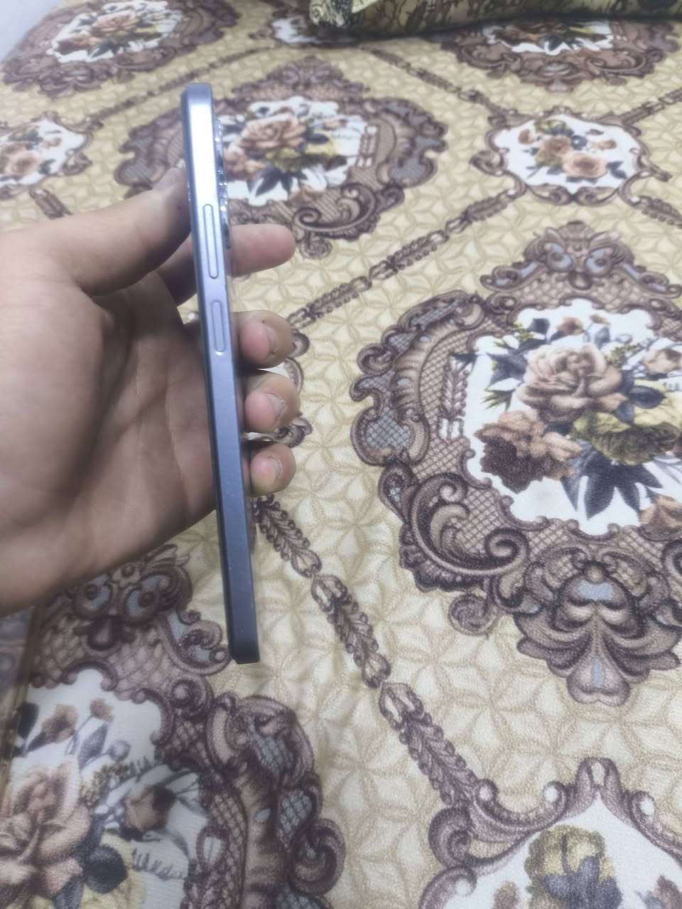 للبيع ريلمي نوت50 ذاكرا 128رام 12الجهاز شرط كلشي مابي بي فطر خفيف مايبين شرط حته بل استخدام السعر115وبي مجال للطيبين 
رقم ***********
