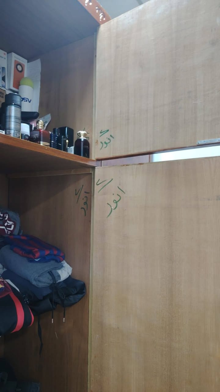 غرفة صاج درجة اولى ثقيل للبيع العنوان بصرة شط العرب
للاتصال ***********
