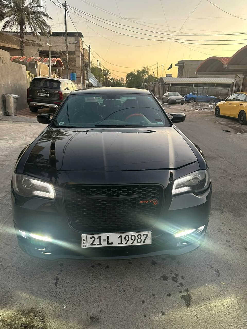 اوباما 2013.  300c
حادث فقط بنيد بدون دواخل يعني لا لغد ولا شاصي 
كير مكينه خير من الله ترايك وين متريد 
عليها كت srt  
منظومه تبريد جديده 
منظومه زنون 
وهواي مواصفات اتصل وتدلل 
مكان السياره بغداد رقمها اربيل 
السعر.       150 $.    وبيها مجال 

***********
