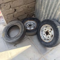 مستعجل • كلهن • وشراي